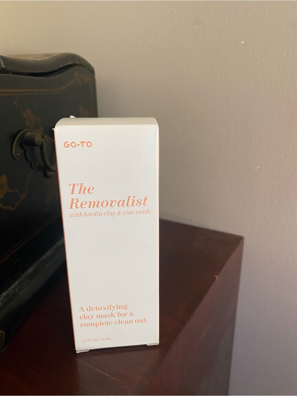 Go-To The Removalist Clay Mask — Cream & Peach Accents